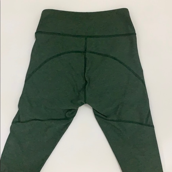 Outdoor Voices Green Leggings - Picture 2 of 3